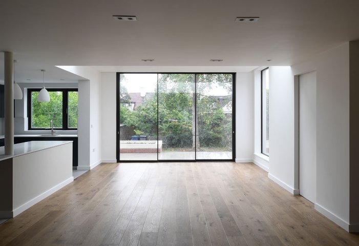 Sanderstead Avenue photo 12